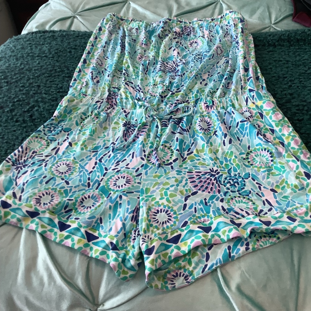 Floral Patterned Romper - Picture 2 of 5